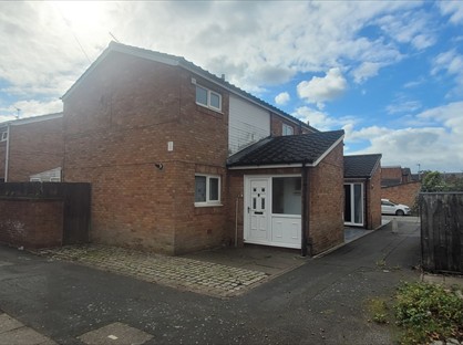 3 Bed Semi-Detached House, Leicester Street, WA5