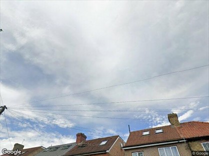 5 Bed Semi-Detached House, North Hyde Lane, UB2