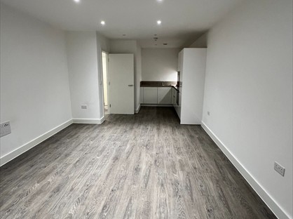 1 Bed Flat, Corys Road, ME1