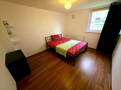 Room in a Shared Flat, Calder View, EH11