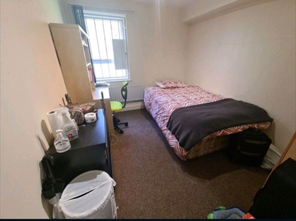 Room in a Shared Flat, Victoria Street, LS3