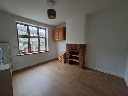 5 Bed Maisonette, Aylmer Parade, N2