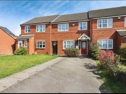 3 Bed Terraced House, Nightingale Close, B23