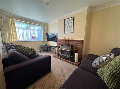 Room in a Shared House, The Silvers, CT10