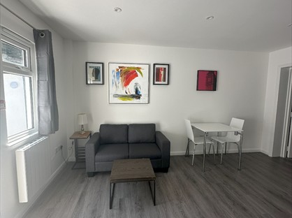 1 Bed Flat, London, NW2