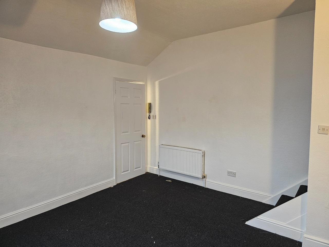 1 Bed Flat, Clarendon Road, B16 photo 3