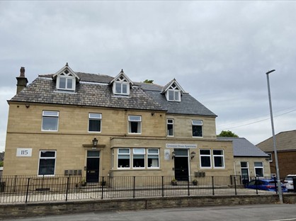 1 Bed Flat, Long Lane, HD5