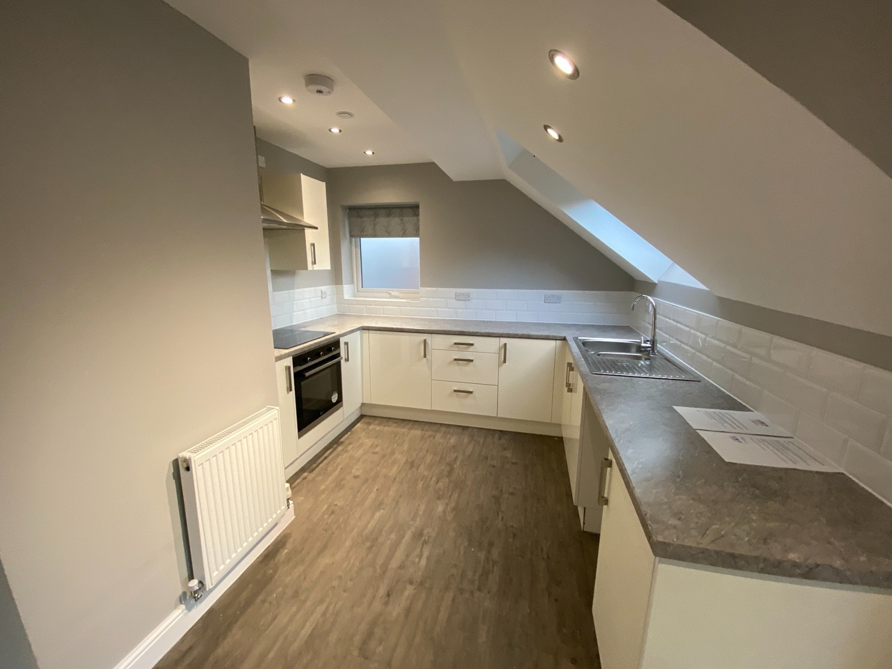 Dyserth, Rhyl - 1 Bed Flat, Martin House, LL18 - To Rent Now for £750. ...