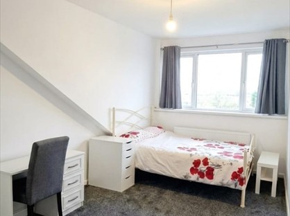 Room in a Shared House, Dirkhill Road, BD7