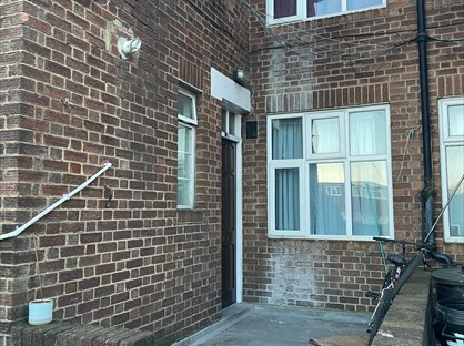 3 Bed Flat, Western Avenue, W3