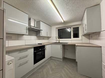 2 Bed Terraced House, Coedcae Road, CF37