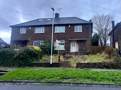 3 Bed Semi-Detached House, Roundwood Glen, BD10