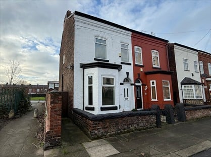 3 Bed End Terrace, Alma Street, M30