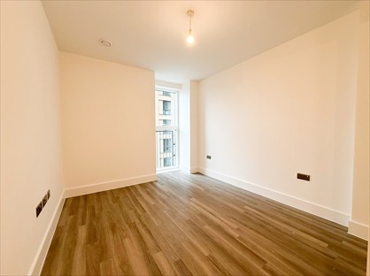 2 Bed Flat, Colindale Gardens, NW9