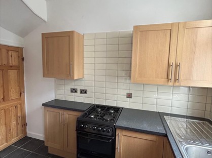 2 Bed Terraced House, Conway Place, LS8