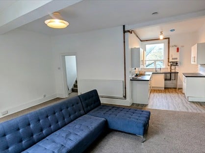 3 Bed Maisonette, Guildhall Street, CT20