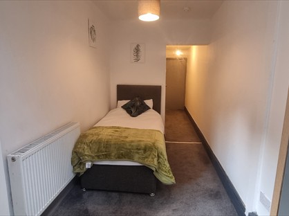 Room in a Shared House, Hempshaw Lane, SK2