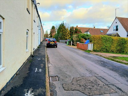 Room in a Shared House, New Row, NG31