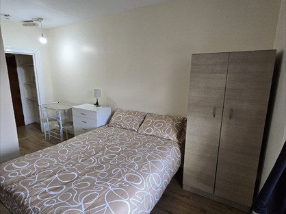 Studio Flat, Green Lanes, N8