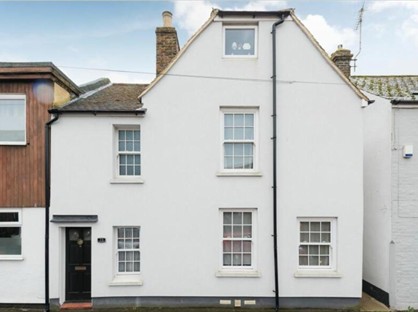 3 Bed Semi-Detached House, Chapel Road, CT11