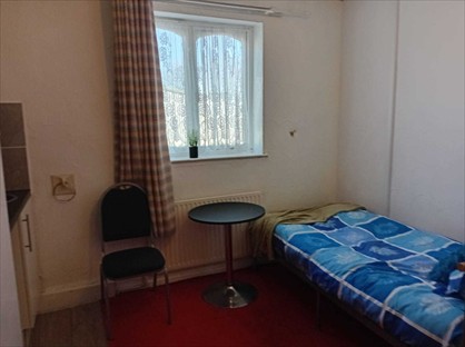 Studio Flat, Station Street, WS10