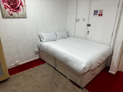 Studio Flat, Station Street, WS10