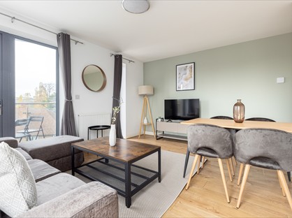 2 Bed Flat, Chain Court, NW9