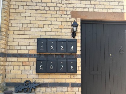 1 Bed Flat, Park Road South, CH43