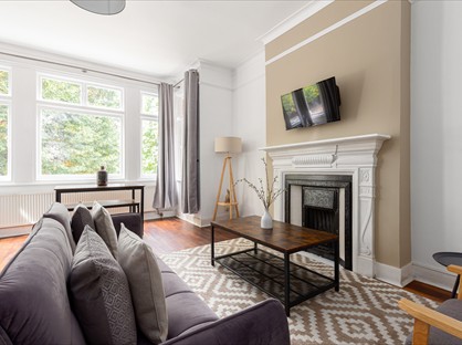 2 Bed Flat, Park Road North, W4