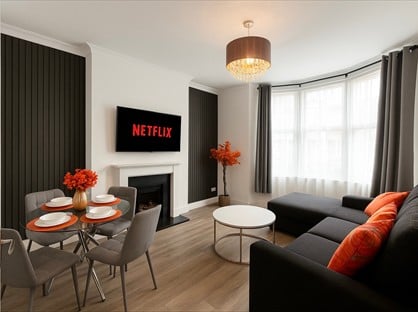 4 Bed Terraced House, Leahurst Road, SE13