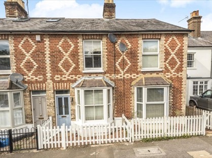 2 Bed Terraced House, Doods Road, RH2