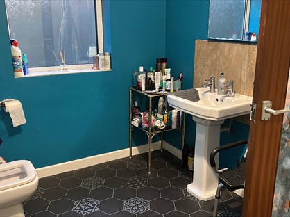 Room in a Shared House, Tideswell Close, S43