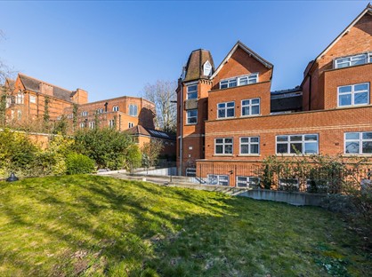 Studio Flat, Fitzjohns Avenue, NW3