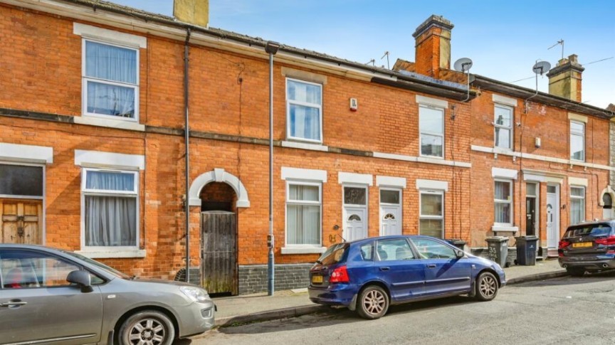 3 Bed Terraced House, Cecil Street, DE22, N1 7GU