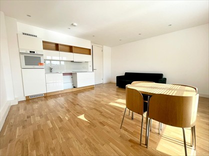 1 Bed Flat, Old Kent Road, SE1