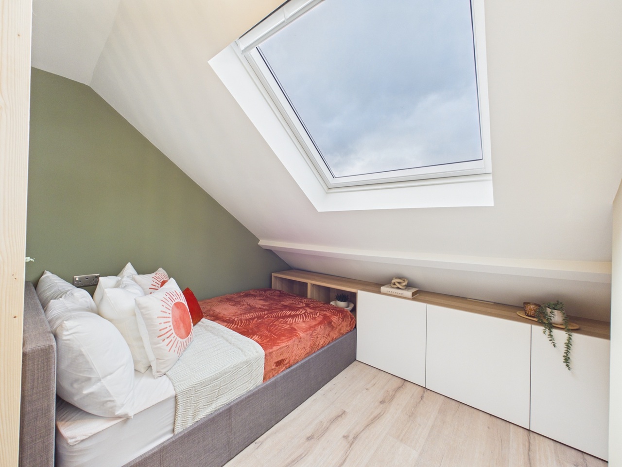 Additional image 11 of Room in a Shared House, Kensington Road, RG30, N1 7GU