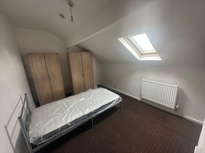 Room in a Shared House, Leeds, LS11