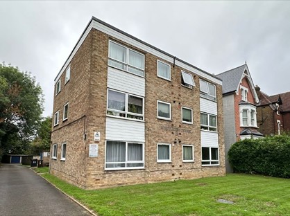 2 Bed Flat, Westleigh Court, CR2