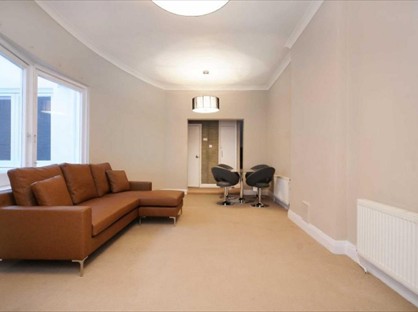1 Bed Flat, Gloucester Terrace, W2