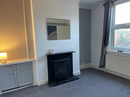 2 Bed Flat, Ash Church Road, GU12