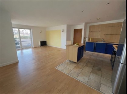 2 Bed Flat, Hopton Road, SE18