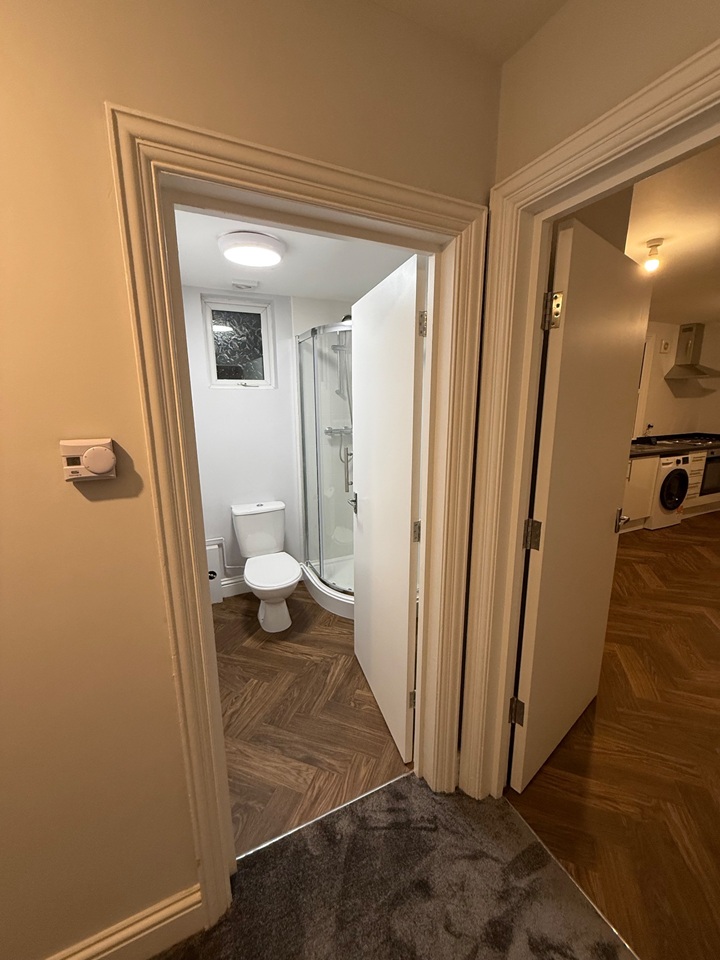 Tilehurst, Reading - 2 Bed Flat, Oxford Road, RG31 - To Rent Now for £ ...