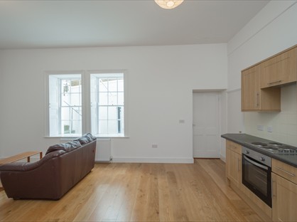 1 Bed Flat, Burlington Street, BA1