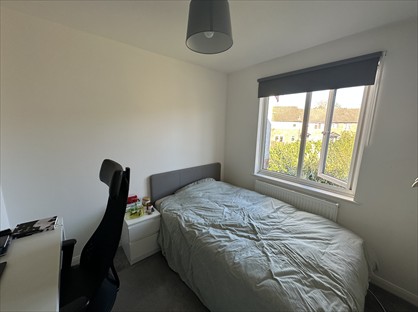 Room in a Shared House, Heathfield, RG22