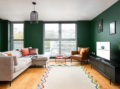 3 Bed Flat, Hamilton Court, BS2