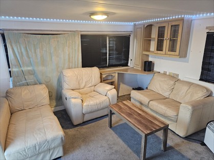 2 Bed Mobile Home, New Park Farmhouse, OX5