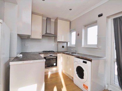 2 Bed Flat, Malden Road, KT3