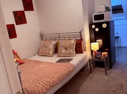 Room in a Shared House, Danescombe, SE12