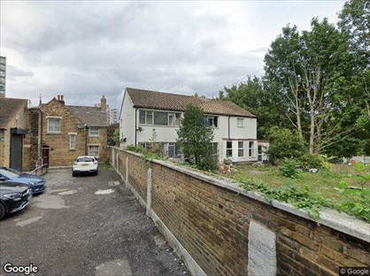 Studio Flat, Borgard Road, SE18