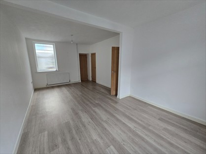 3 Bed Terraced House, Rickards Street, CF39